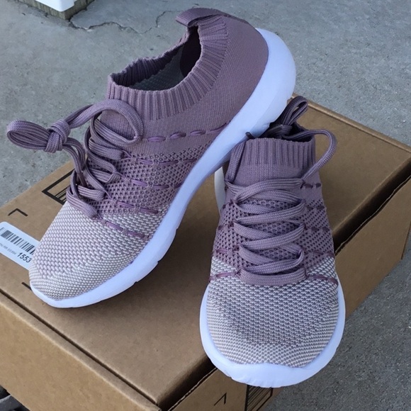 Evin Ter new sock slip on shoes. Lavender and white. Women’s size 5 - Picture 12 of 15